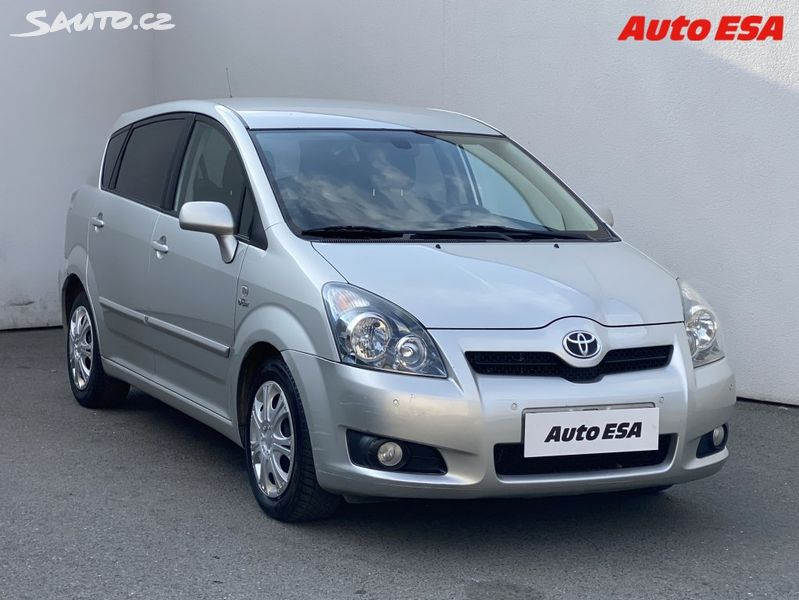 Toyota Corolla Verso, 2.2 D-4D,AC,TZ,park.asist